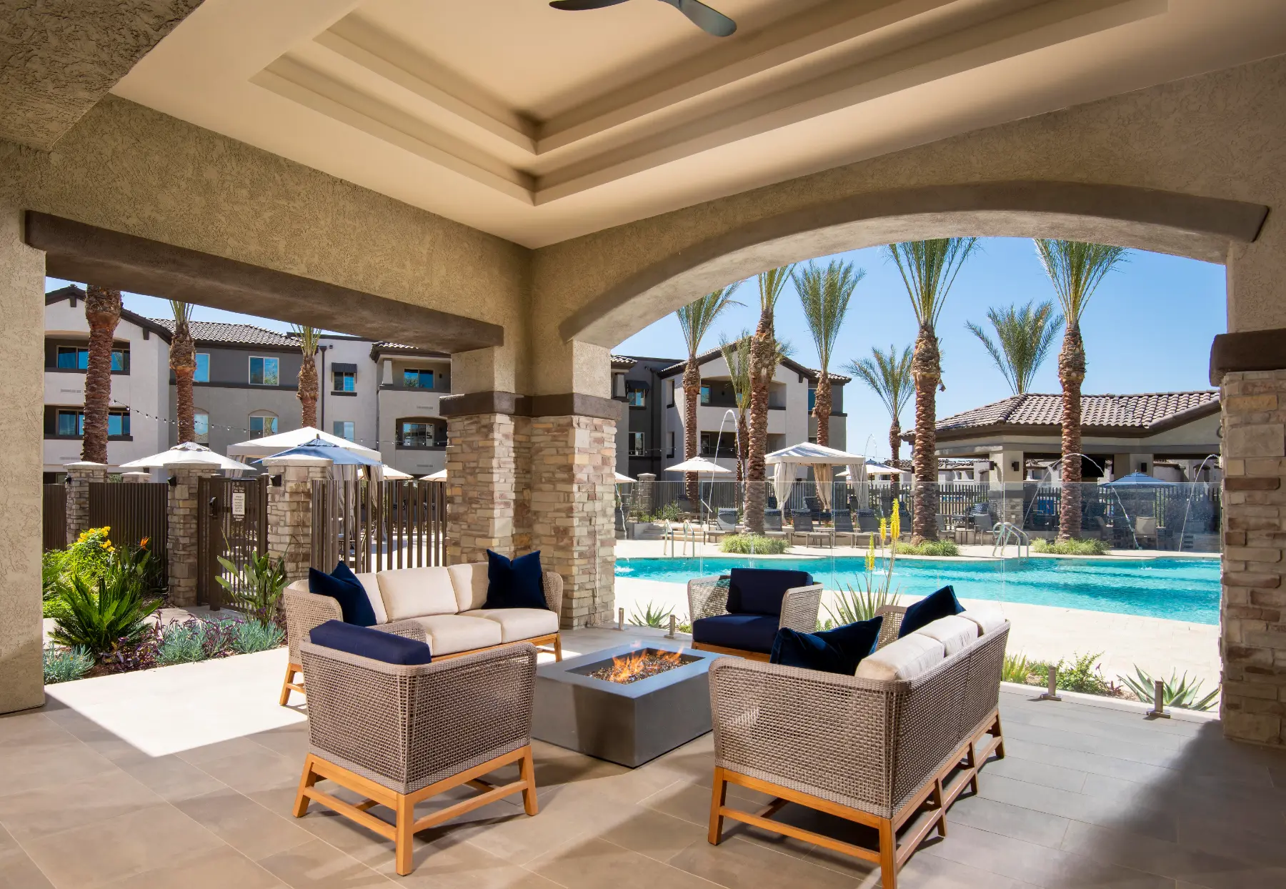 Encantada Continental Reserve Club Patio 1
