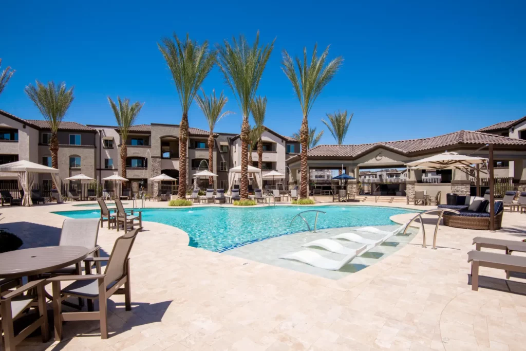 Encantada Continental Reserve Pool