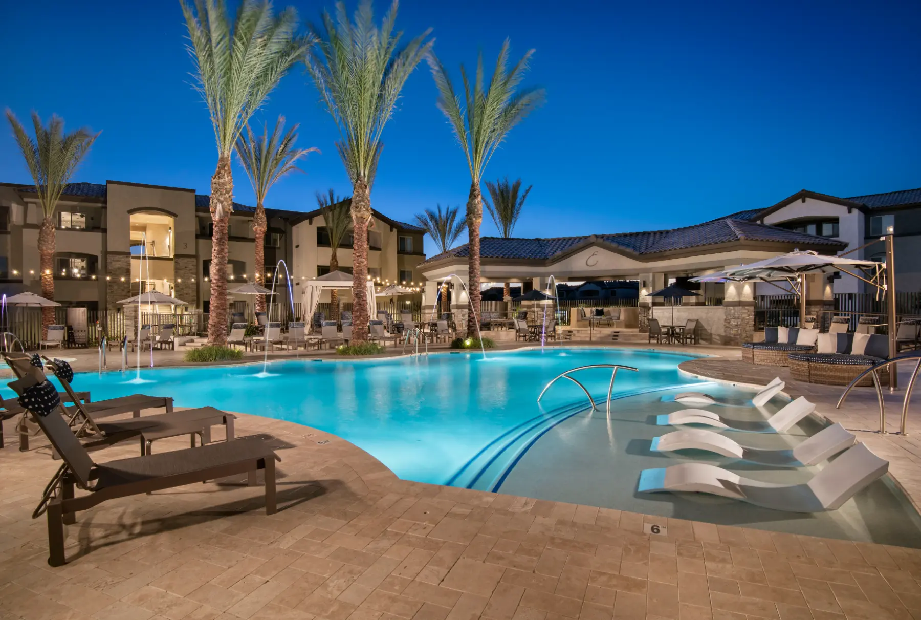 Encantada Continental Reserve pool at dusk