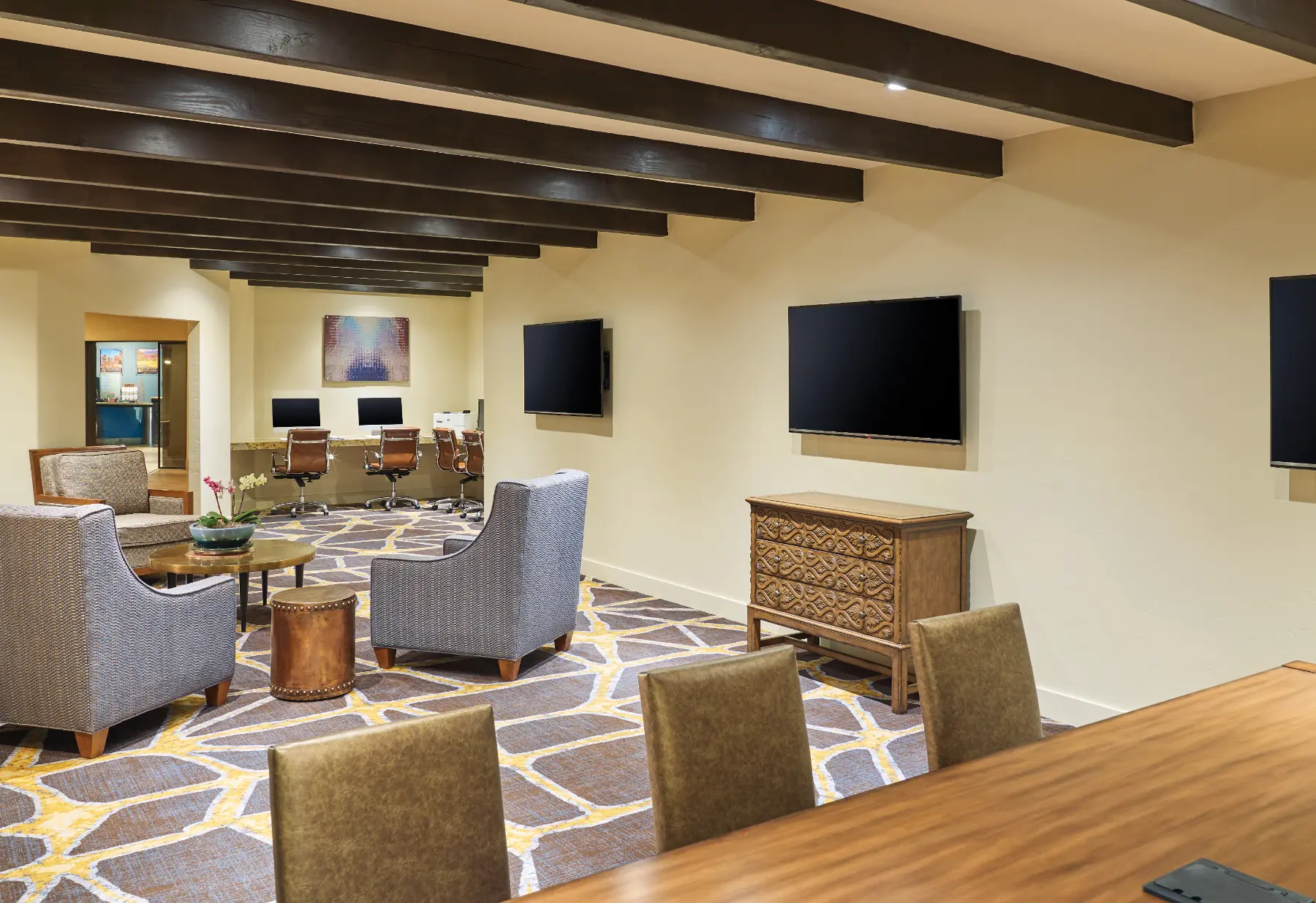Hilton El Conquistador tech lounge