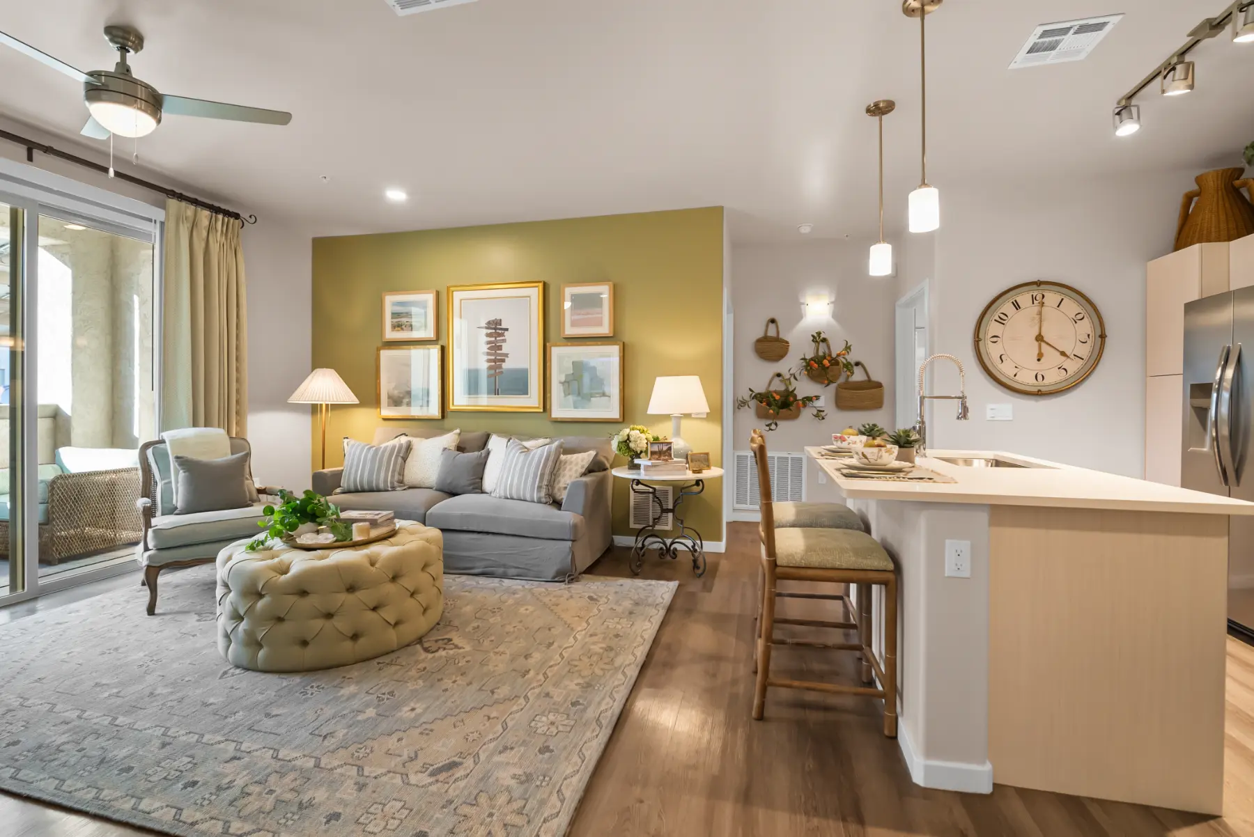 Encantada La Estancia living room