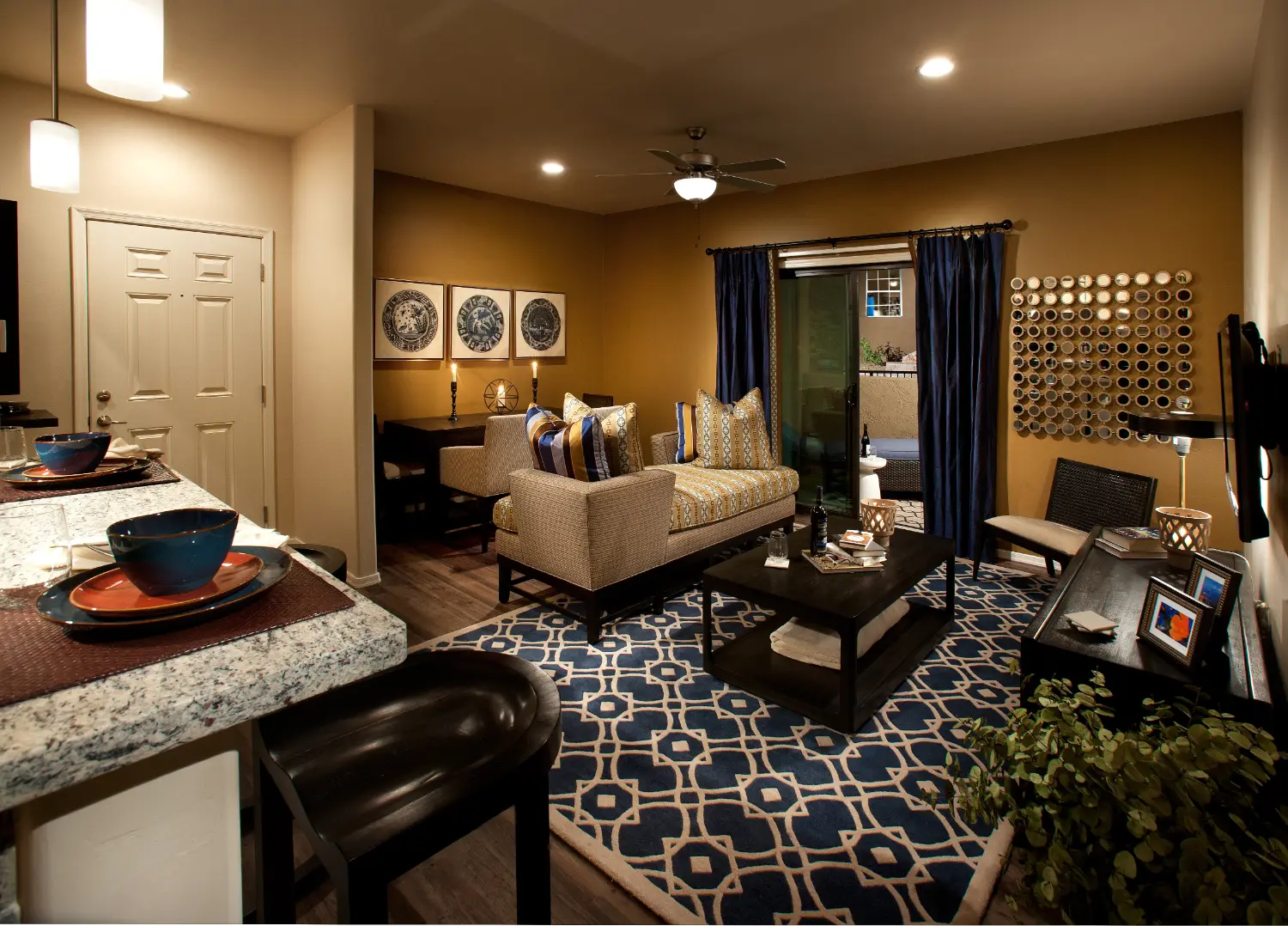 Encantada Dove Mountain living room