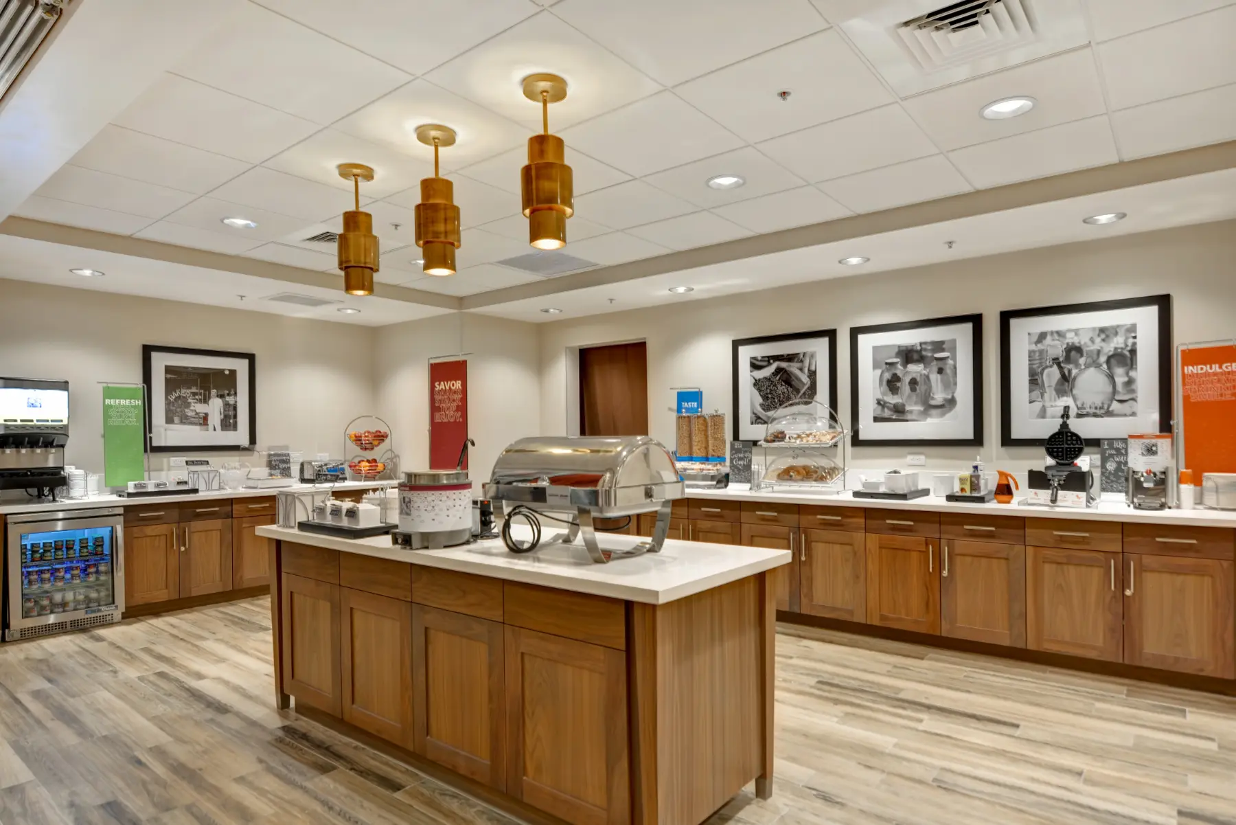 Hampton Inn and Suites Marana buffet